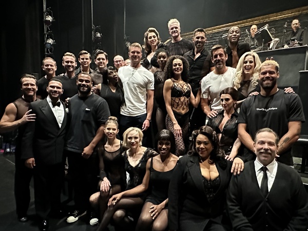 Photos: Aaron Rodgers and Teammates Visit CHICAGO on Broadway Image