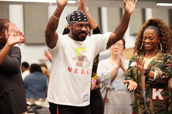 Video: Go Inside the First Day of Rehearsal for THE WIZ Image
