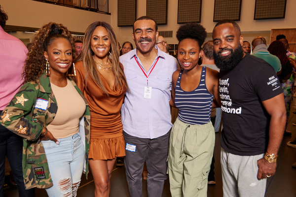 Video: Go Inside the First Day of Rehearsal for THE WIZ Image