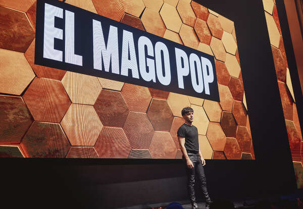 Photos: First Look at EL MAGO POP on Broadway, Opening Tonight! Image