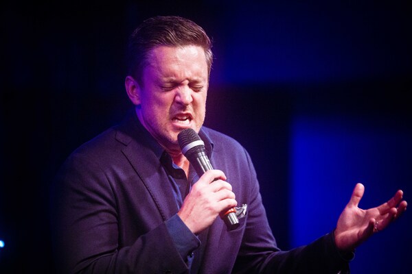 Photos: August 15th Performance Of THE LINEUP WITH SUSIE MOSHER As Photographed By Matt Baker Image