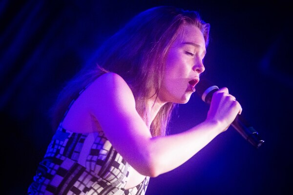Photos: August 15th Performance Of THE LINEUP WITH SUSIE MOSHER As Photographed By Matt Baker Image