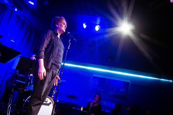 Photos: August 15th Performance Of THE LINEUP WITH SUSIE MOSHER As Photographed By Matt Baker Image