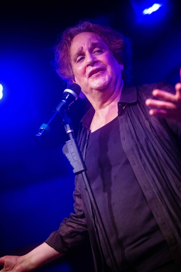 Photos: August 15th Performance Of THE LINEUP WITH SUSIE MOSHER As Photographed By Matt Baker Image