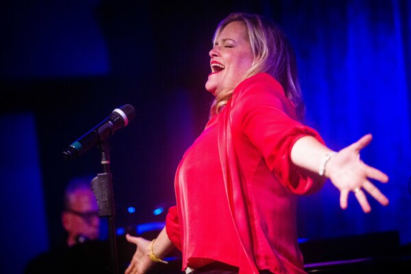 Photos: August 15th Performance Of THE LINEUP WITH SUSIE MOSHER As Photographed By Matt Baker Image