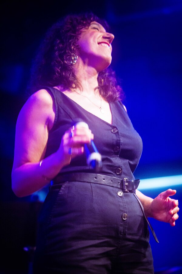 Photos: August 15th Performance Of THE LINEUP WITH SUSIE MOSHER As Photographed By Matt Baker Image