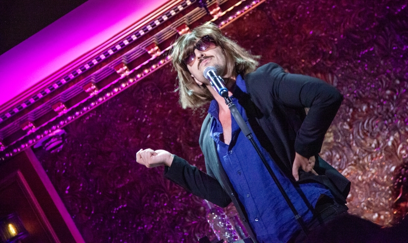 Photos: Jonathan Hoover Debut SECOND-RATE SOMEBODY Packs 54 Below With Cheering Throng Image