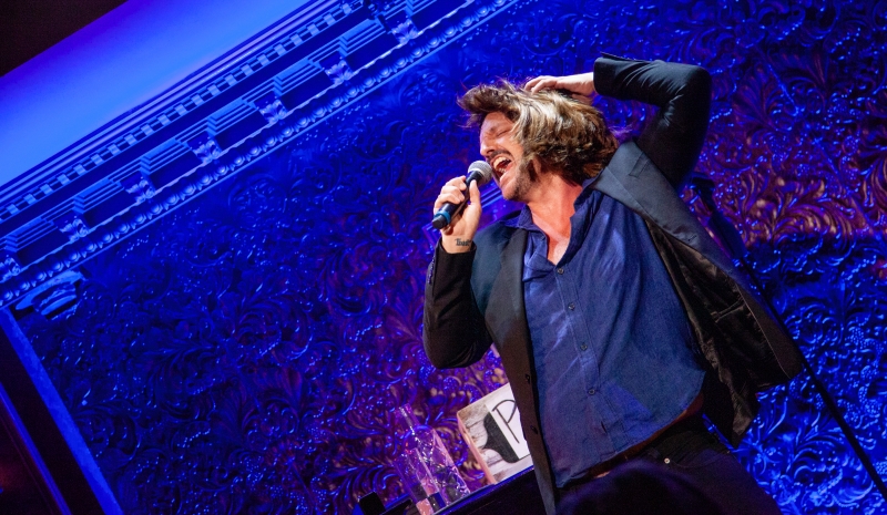 Photos: Jonathan Hoover Debut SECOND-RATE SOMEBODY Packs 54 Below With Cheering Throng Image