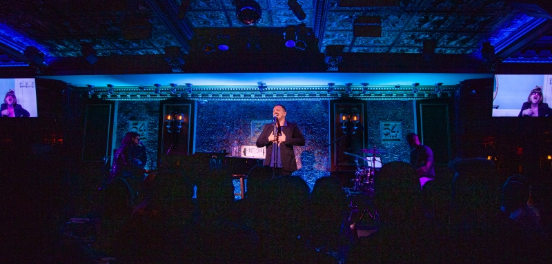 Photos: Jonathan Hoover Debut SECOND-RATE SOMEBODY Packs 54 Below With Cheering Throng Image