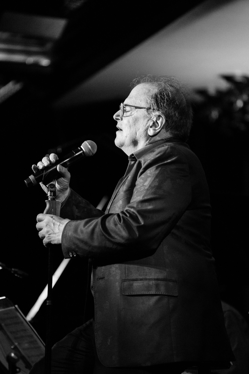 Photos: John Minnock Performs at 54 Below Image
