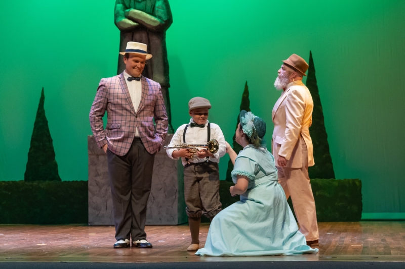 Review: MEREDITH WILLSON'S THE MUSIC MAN at Red Curtain Theatre 