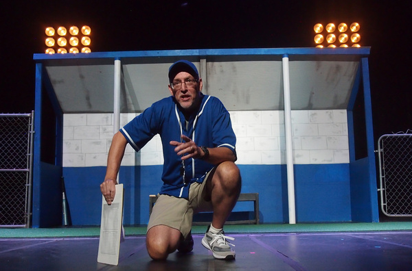 Photos: First Look at The Sauk's ROUNDING THIRD Image