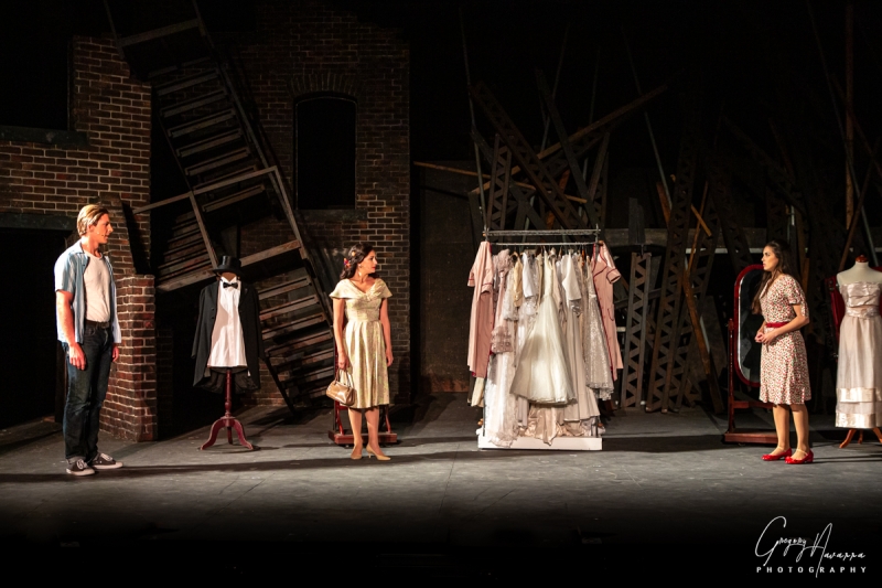 Review: WEST SIDE STORY at Château Du Karreveld Image