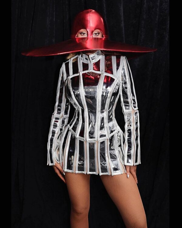 Photos: See Beyoncé Wearing Ukrainian Designer FROLOV During Her Las Vegas Renaissance World Tour Performance