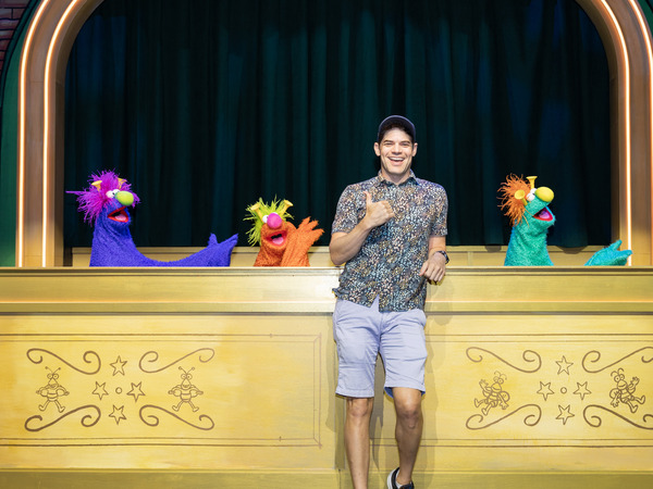 Photos: Jeremy Jordan Pays a Visit to SESAME STREET Image