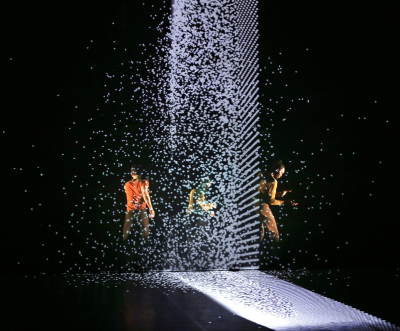 Review: COMPAGNIE KÄFIG: PIXEL at John F. Kennedy Center For The Performing Arts Image