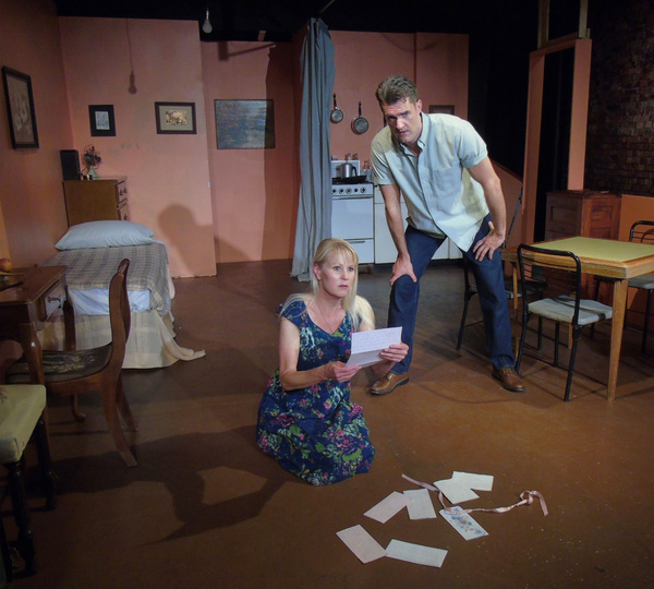 Meg Wallace (Blanche), Kevin Grant Spencer (Stanley) in A Streetcar Named Desire by T Photo