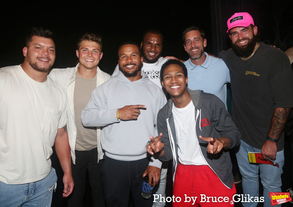 Photos: Aaron Rodgers & The New York Jets Visit MJ for HARD KNOCKS Finale Image