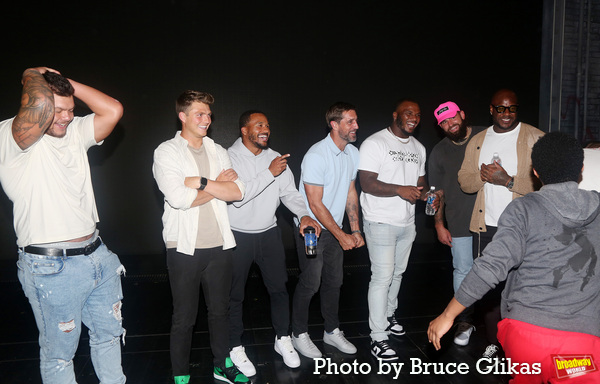 Photos: Aaron Rodgers & The New York Jets Visit MJ for HARD KNOCKS Finale Image