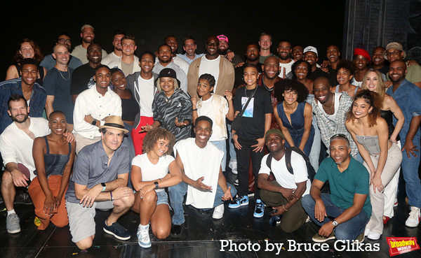 Photos: Aaron Rodgers & The New York Jets Visit MJ for HARD KNOCKS Finale Image
