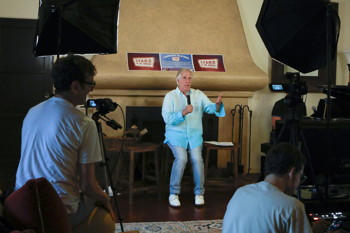 Photos: STARS IN THE HOUSE Raises More Than $55,000 During Labor Day Special Image