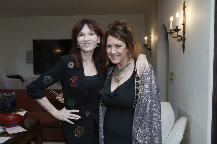 Photos: STARS IN THE HOUSE Raises More Than $55,000 During Labor Day Special Image