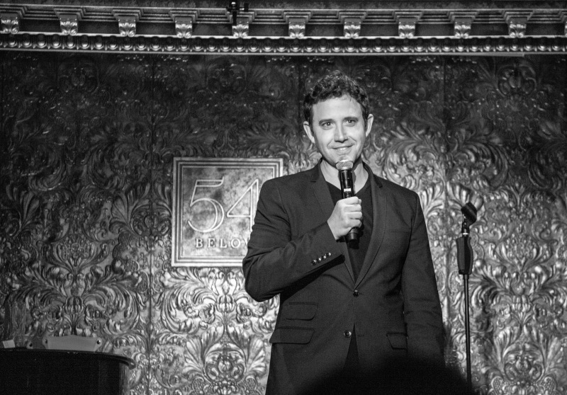 Review: SANTINO FONTANA At 54 Below A Good Choice Image