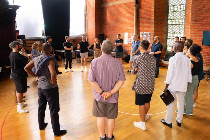 Photos: Inside Rehearsal For the UK Tour of QUIZ 