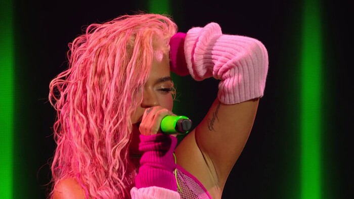 Photos: Inside the MTV VMAs With Taylor Swift, Nicki Minaj, Reneé Rapp & More Image