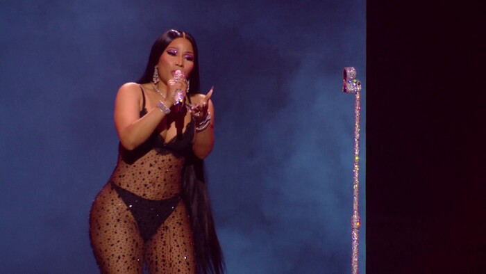 Photos: Inside the MTV VMAs With Taylor Swift, Nicki Minaj, Reneé Rapp & More Image