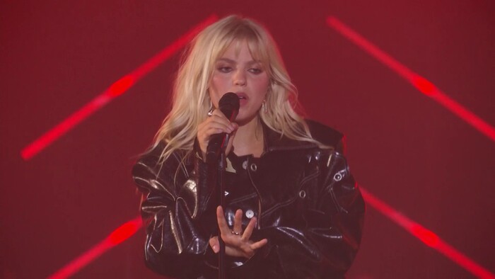 Photos: Inside the MTV VMAs With Taylor Swift, Nicki Minaj, Reneé Rapp & More Image