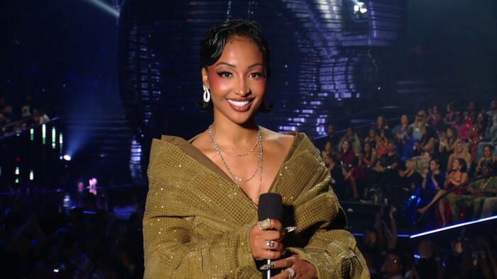 Photos: Inside the MTV VMAs With Taylor Swift, Nicki Minaj, Reneé Rapp & More Image