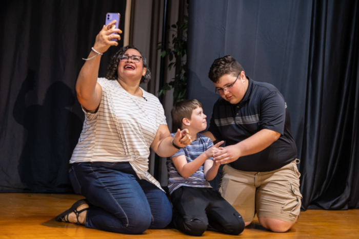 Photos: First look at Rise Up Art Alliance Community Theatre's THE DAY ALIENS ATTACKED FAIRFIELD Image