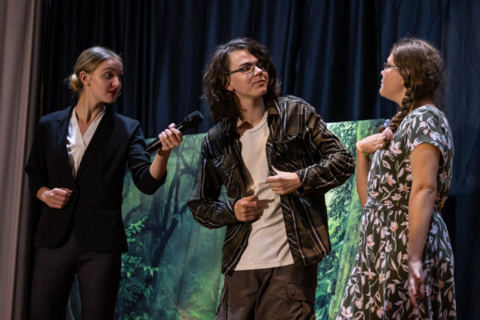 Photos: First look at Rise Up Art Alliance Community Theatre's THE DAY ALIENS ATTACKED FAIRFIELD Image