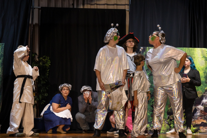Photos: First look at Rise Up Art Alliance Community Theatre's THE DAY ALIENS ATTACKED FAIRFIELD Image
