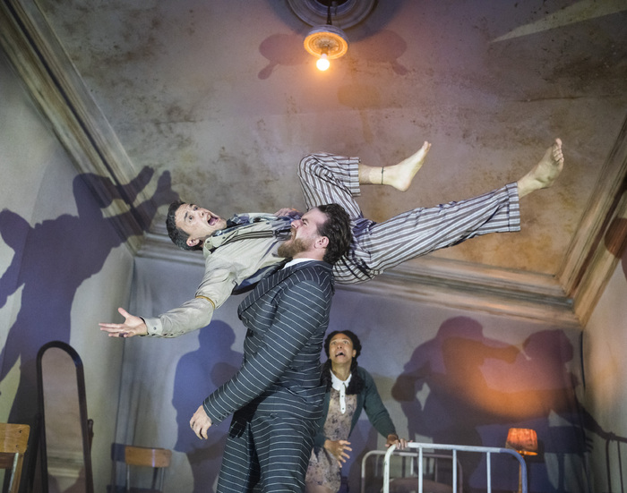 Photos: First Look at Frantic Assembly's Production of Franz Kafka's METAMORPHOSIS Image