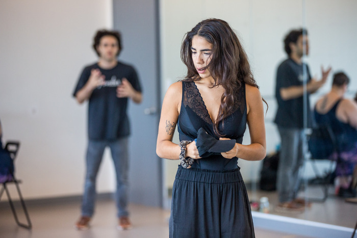 Photos: Inside Rehearsal For ROMEO & JULIET at The Curtain Image