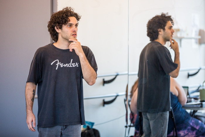 Photos: Inside Rehearsal For ROMEO & JULIET at The Curtain Image