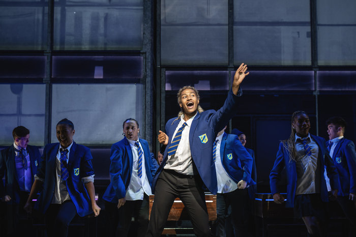 Photos: First Look at EVERYBODY'S TALKING ABOUT JAMIE UK Tour Image
