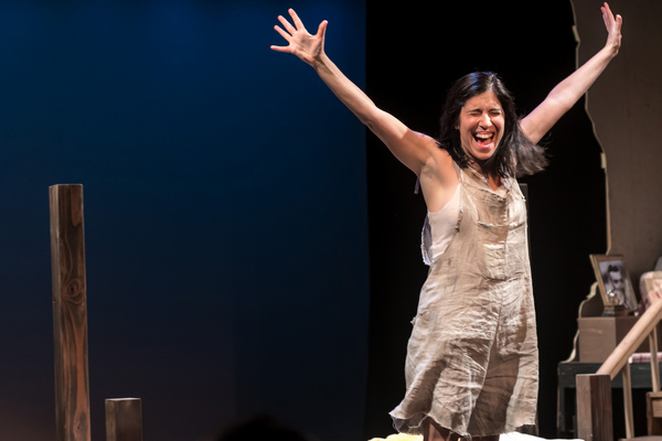 Photos: ANNE BEING FRANK Opens Off-Broadway Image