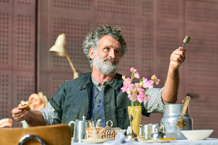 Photos: First Look at The Old Vic's PYGMALION with Patsy Ferran and Bertie Carvel Image