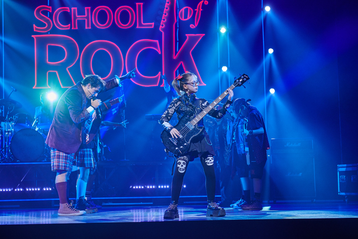 Photos: Nuevas imágenes de escena de SCHOOL OF ROCK Image