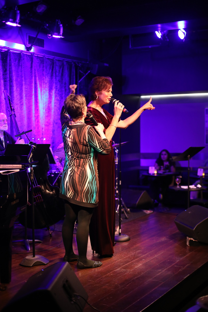 Photos: September 12 THE LINEUP WITH SUSIE MOSHER Overwhelms With Talent Image