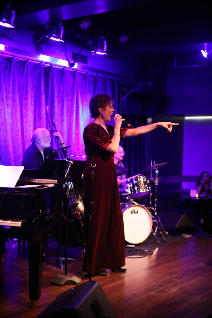 Photos: September 12 THE LINEUP WITH SUSIE MOSHER Overwhelms With Talent Image