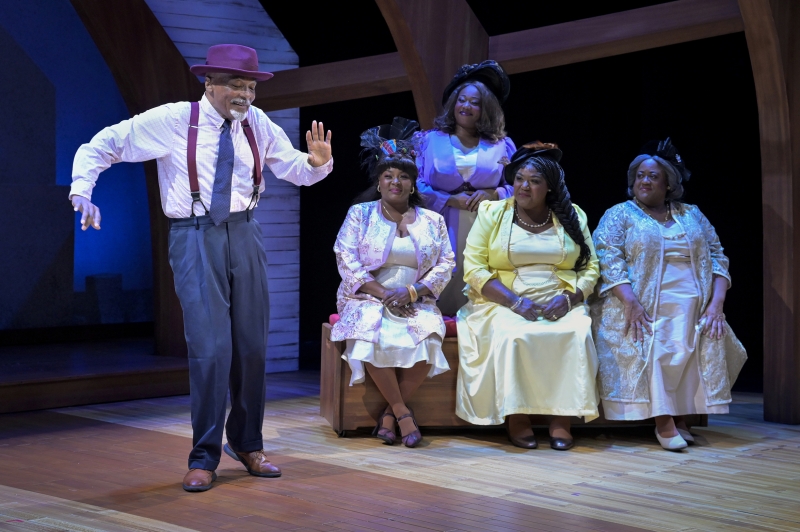 Review: CROWNS at Center Repertory Company Image