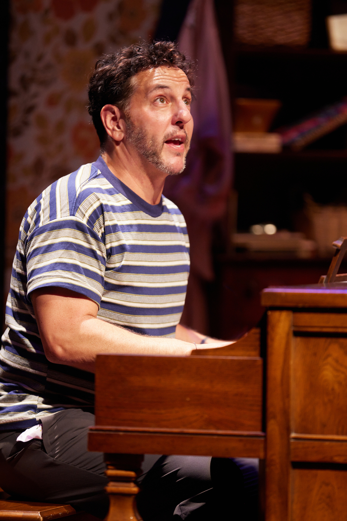 Photos: First Look at Thomas Sweitzer's 20 SECONDS Off-Broadway Image