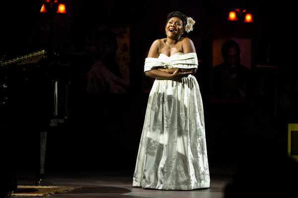 Photos: First Look: Tanea Renee As 'Billie Holiday' In Baltimore Center Stage's LADY DAY AT EMERSON'S BAR AND GRILL   Image