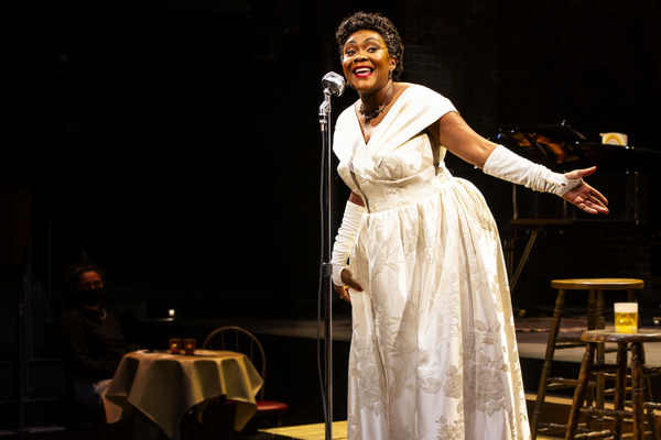 Photos: First Look: Tanea Renee As 'Billie Holiday' In Baltimore Center Stage's LADY DAY AT EMERSON'S BAR AND GRILL  Image
