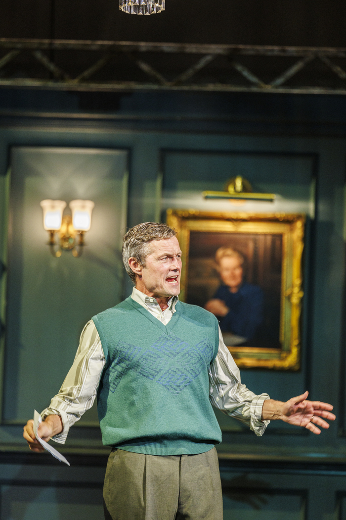 Photos: Get a First Look at THE FULL MONTY UK Tour Image
