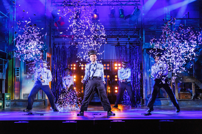 Photos: Get a First Look at THE FULL MONTY UK Tour Image